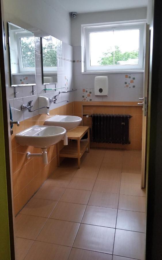 Motel Grado Прага Екстериор снимка